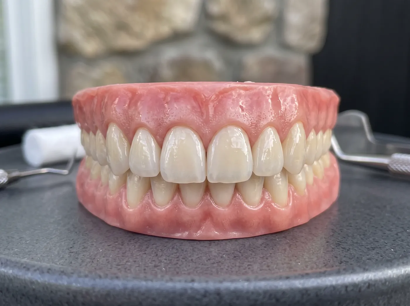 Porcelain veneers smile at Omni Dental in Arlington Heights, IL