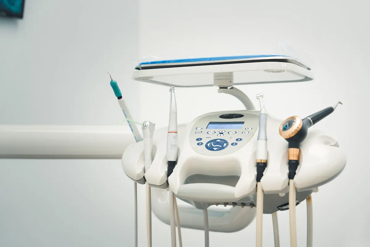 Dental unit tools at Omni Dental in Arlington Heights, IL